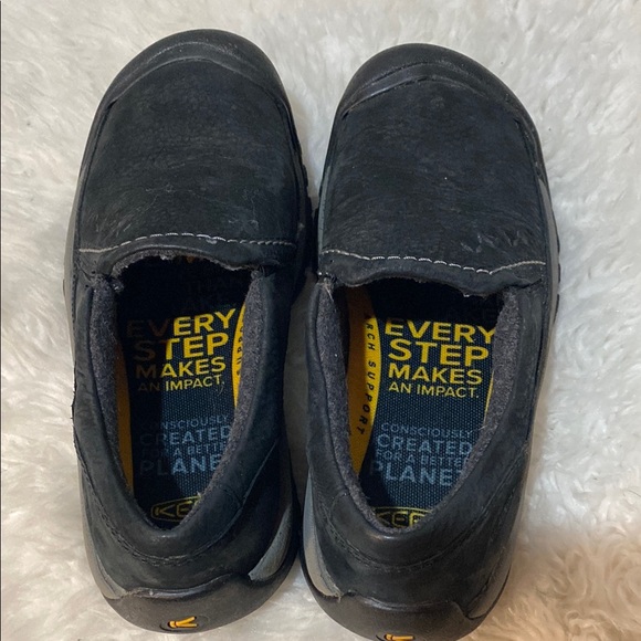 Keen Women’s Kaci III Black Slip-On Shoes - Picture 5 of 7